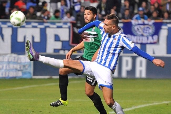 El Cartagena chafa el aniversario al Decano (0-1)