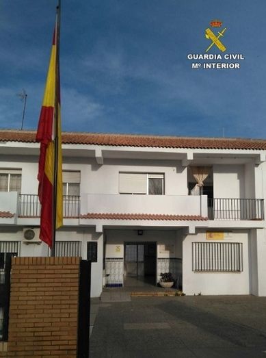 Amenaza de muerte por teléfono a una persona en Moguer y le causa daños en su vehículo con un arma de fuego