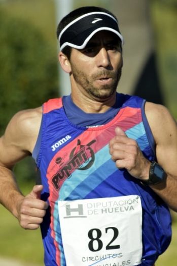 Daniel Andivia y María José Redaño se imponen en la Media Maratón de Ayamonte