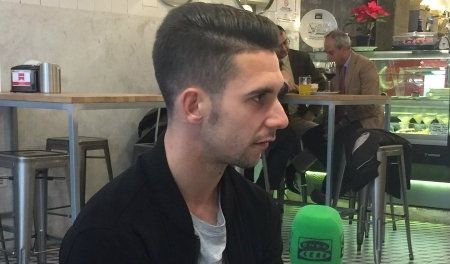 Miguelito se ve en el Recre hasta junio aunque reconoce que 'es un halago que Viqueira se haya fijado en mí'