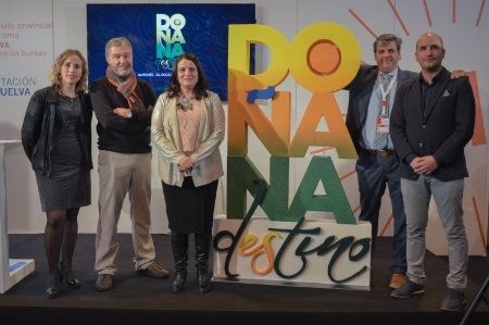 Huelva presenta en Fitur su Capitalidad Gastronómica, la Semana Santa y la página web del Festival Flamenco