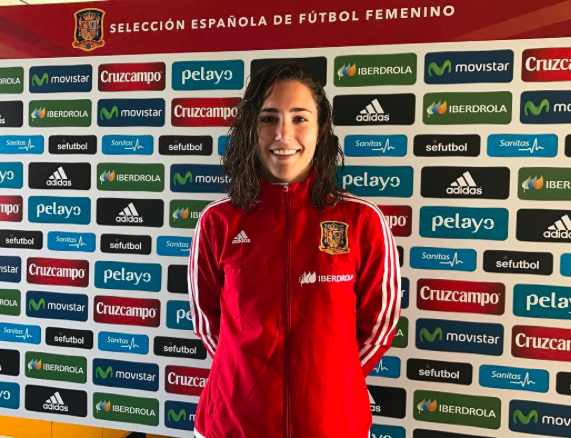 Sara Serrat jugó unos minutos en el España-Suiza (8-1)