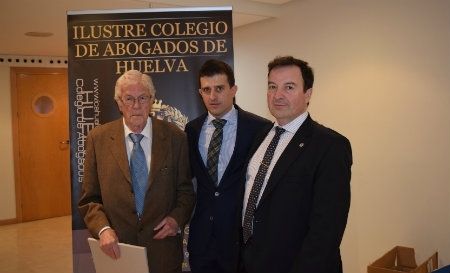 Los abogados onubenses se forman sobre las últimas reformas y los nuevos retos de la justicia penal