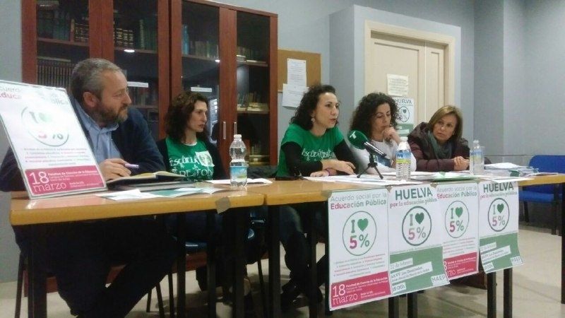 Huelva conoce de primera mano en qué consiste 'I Love Pública': una ‘cláusula suelo’ para el presupuesto en Educación