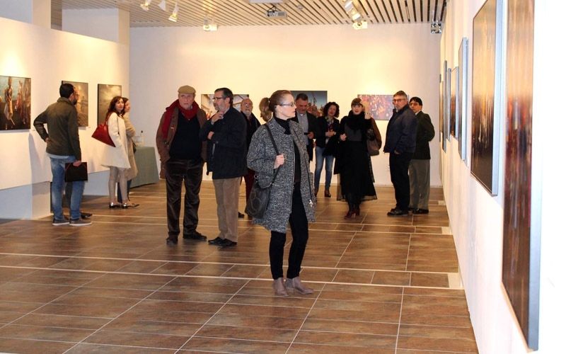 Más de 1.500 personas descubren la diversidad cultural de Brasil a través de la exposición 'Encantados'