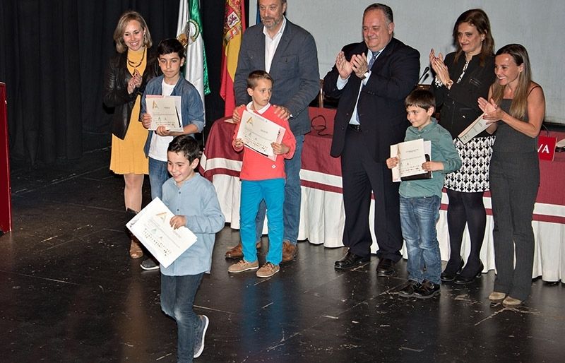 El COAH entrega los premios del V Concurso de Dibujo Infantil de Arquitectura