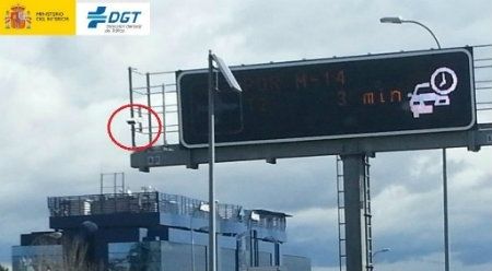 Comienzan a funcionar en seis carreteras onubenses las cámaras que vigilan el uso del cinturón de seguridad
