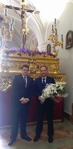 La Diputación de Huelva realiza la tradicional ofrenda floral al Cristo del Buen Viaje
