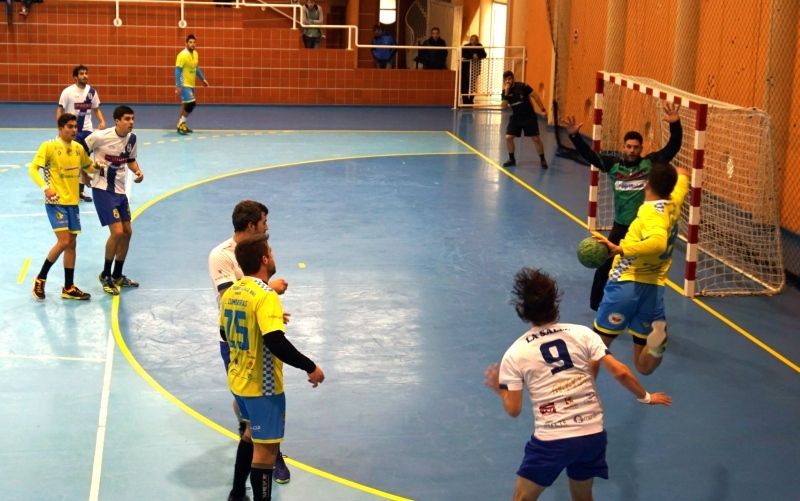 El PAN Moguer, a ganar a Almería para seguir vivo