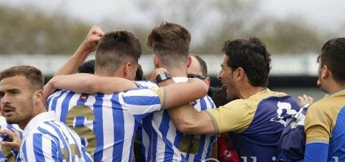 Víctor saca del descenso a un épico Recre B en el descuento (2-1)