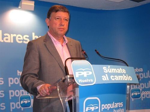 El PP ve al PSOE como 'la máquina perfecta' para crear desempleo y aboga por 'recuperar la confianza'