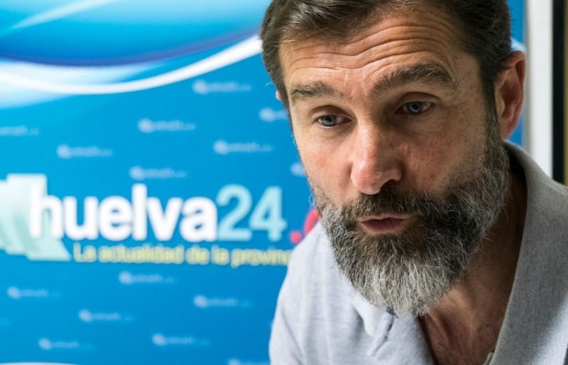 'Aunque económicamente pudiera, mentalmente y por dignidad no aguantaría estar otro año sin cobrar'
