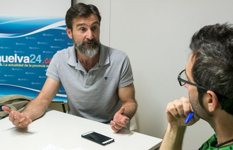 'Aunque económicamente pudiera, mentalmente y por dignidad no aguantaría estar otro año sin cobrar'