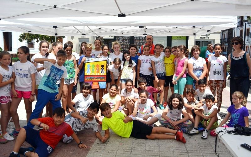 La campaña de Primeros Auxilios y RCP ‘Los niños y las niñas de Huelva salvan vidas’ se estrenó en la provincia formando a 400 niños de Lepe