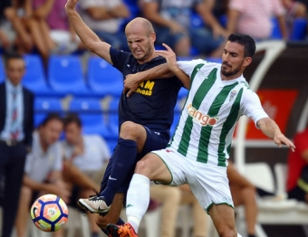 Alejandro Alfaro renueva dos temporadas más con el Córdoba