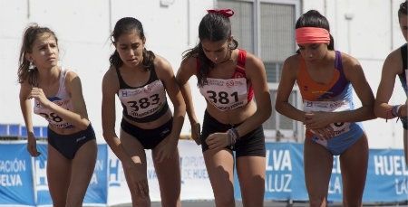Huelva brilla con ocho mínimas mundialistas y cuatro récords de la reunión