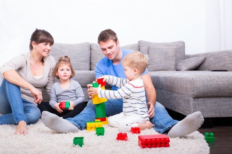 Programas de entrenamiento a padres y madres