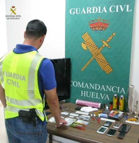 Detenidas seis personas por utilizar un domicilio en Lepe como punto de venta de drogas