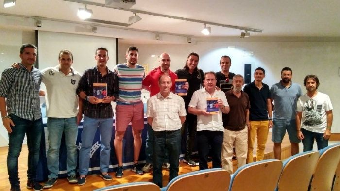 Miguel Fernández propone un método innovador de preparación en el fútbol en 'El entrenamiento emergente'