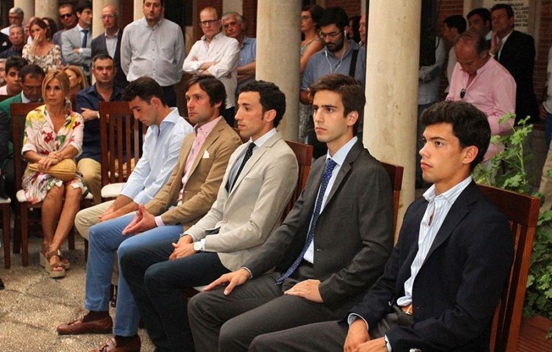 Dos corridas de toros, una de rejones y una novillada con picadores conforman el cartel de la feria de Colombinas