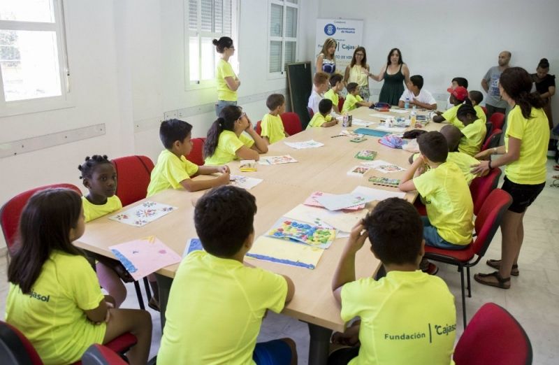 28 niños de la capital asisten en ‘La Ruta’ al campamento urbano ‘Sunset Campus’