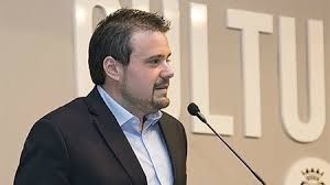 Los socios del Trust se plantean que Roberto Sánchez salga del consejo del Recre por la cláusula de confidencialidad del contrato con Eurosamop