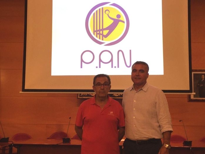 Ventura Vivas regresa a la primera línea del PAN Moguer
