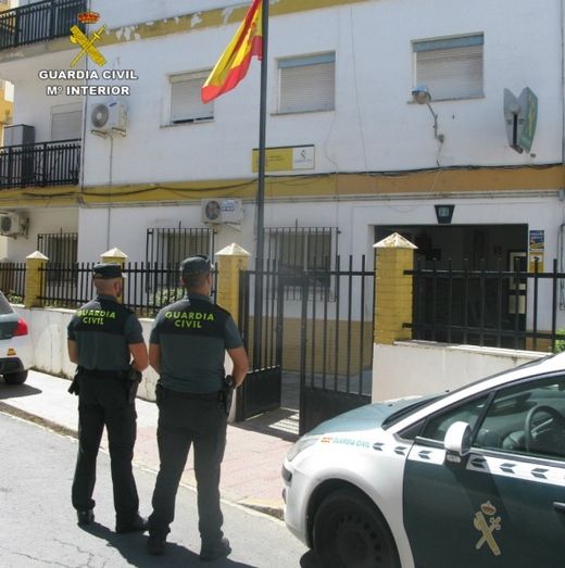 Detienen al ‘ladrón del gato hidráulico’ por el robo en un chiringuito en Isla Cristina