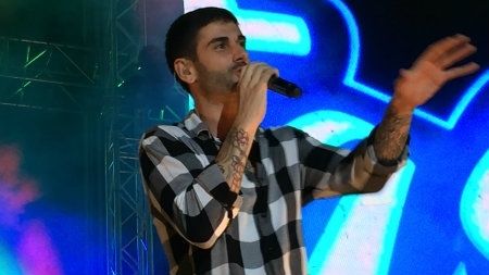 Melendi deleita en el cierre de la segunda edición del Festival 'Punta de Estrellas'