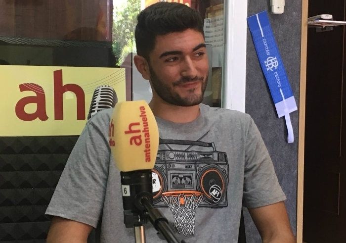 Manu Vázquez llega a León para ser “un jugador importante”
