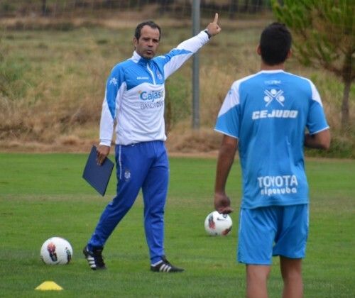 Cervera: 'No puede ser una final en la jornada 12'