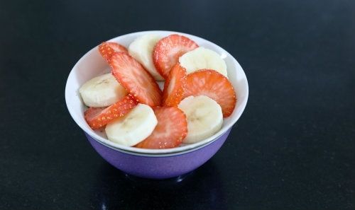 Desayuno con fresas para empezar el día con energía