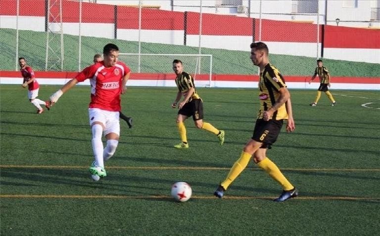 El San Roque sonríe tras una semana para olvidar (1-2)