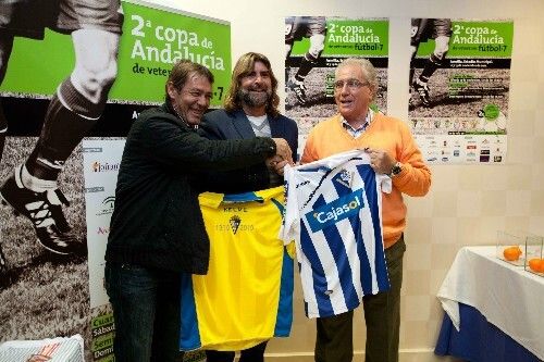 Recre-Cádiz en los cuartos del Andaluz de Veteranos