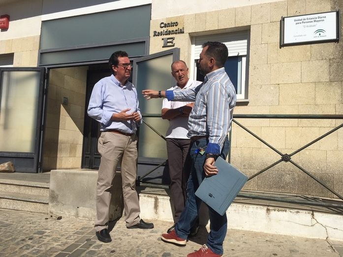 El PP pide a la Junta que 'cumpla con el concierto de plazas' de la residencia de mayores de El Cerro de Andévalo