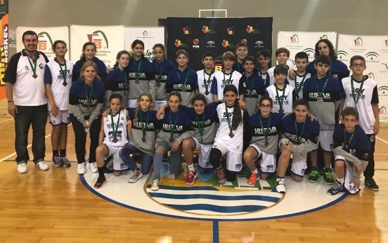 Doble medalla de chocolate para Huelva en el Andaluz de Minibasket por selecciones provinciales
