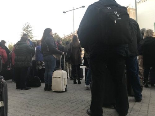 La circulación ferroviaria entre Sevilla y Huelva ha quedado suspendido por una avería en la catenaria