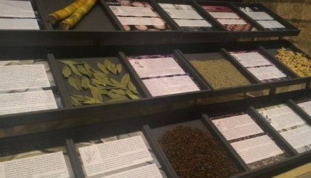 La exposición ‘Sabores que cruzaron los océanos’ ya puede visitarse en el Puerto de Huelva