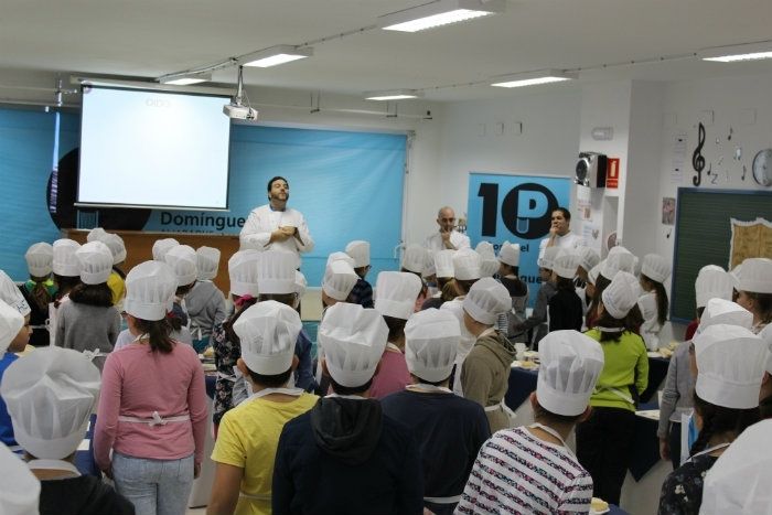 Masterclass de Xanty Elías en el colegio Pura Domínguez de Aljaraque