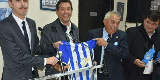 Juan Sivianes recibe un merecido homenaje de todo el recreativismo