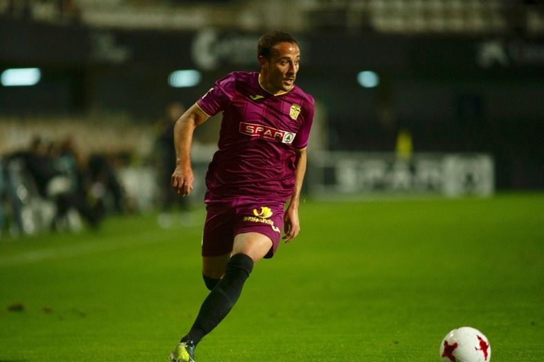 Álvaro González estará de mes a mes y medio de baja por lesión y Josmar Zambrano no renueva con el Táchira