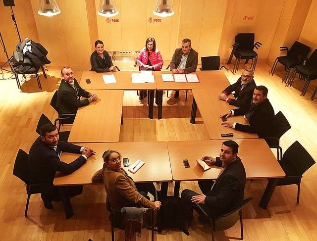 Alcaldes socialistas del Condado trasladan al PSOE en el Congreso la 'urgencia' de que se atienda al trasvase