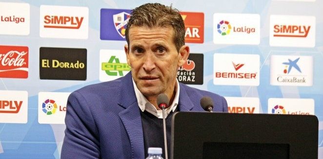 Juan Merino ya es historia en el banquillo del Córdoba, que asume el técnico del filial de Segunda B