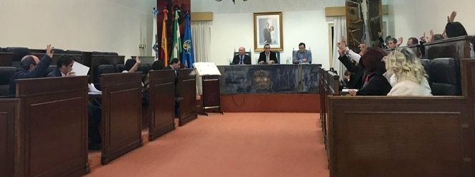 El pleno de Diputación autoriza el acuerdo para la ayuda a domicilio en la Cuenca Minera y Ribera del Tinto