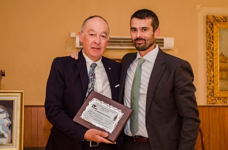 Rodrigo Ruiz, premiado por la Asociación Andaluza de Trasplantados Hepáticos