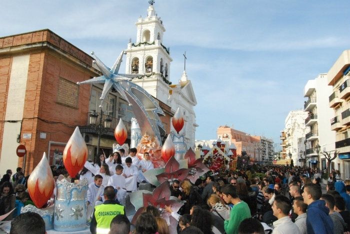 Félix Álvarez Rodríguez, José Antonio Fernández Neto y Flor Jiménez Rodríguez, Reyes Magos en Isla Cristina por fortuna