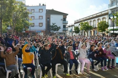 San Juan del Puerto celebra su 550 cumpleaños junto a los centros escolares y una gran tarta