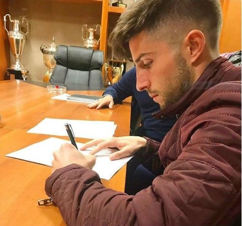 Antonio Domínguez estampa su firma y ya entrena con el filial del Valladolid