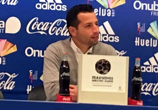 Ángel López: “Venimos de la mejor primera parte del campeonato y haremos un gran partido en Murcia”