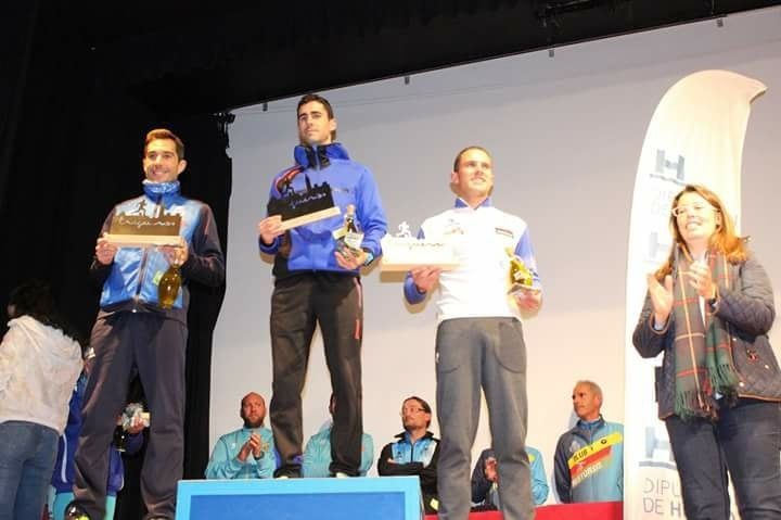 Adrián Andivia y María Belmonte ganan en la Nocturna San Antonio Abad
